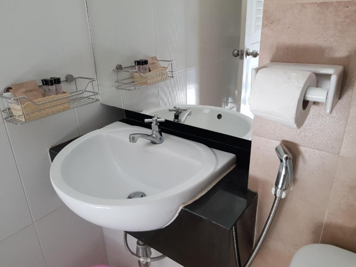Elite Residence Phitsanulok Sha Екстер'єр фото
